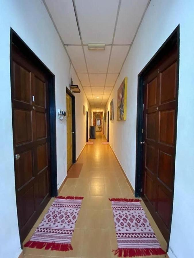 Kencana Guest House Pantai Cenang  Eksteriør billede